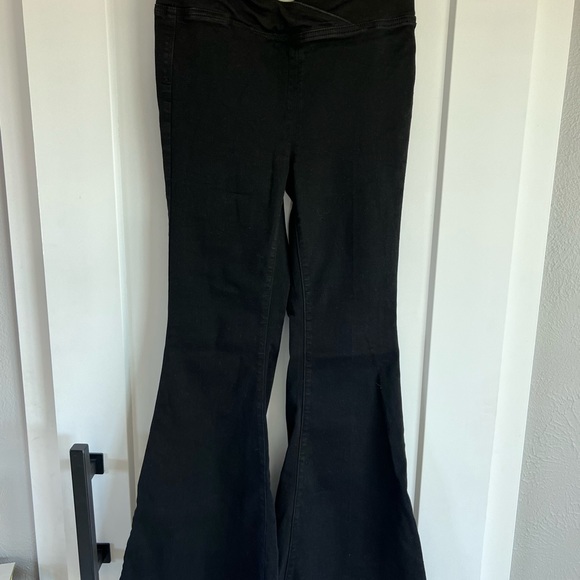 We the Free Black Flare Jeans - Picture 2 of 3